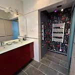 Rez-de-chaussee De Plain-pied Avec Parking Prive Au Centre Apartment