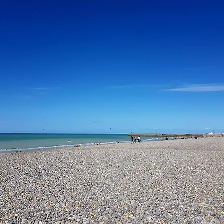 Rez-de-chaussee De Plain-pied Avec Parking Prive Au Centre